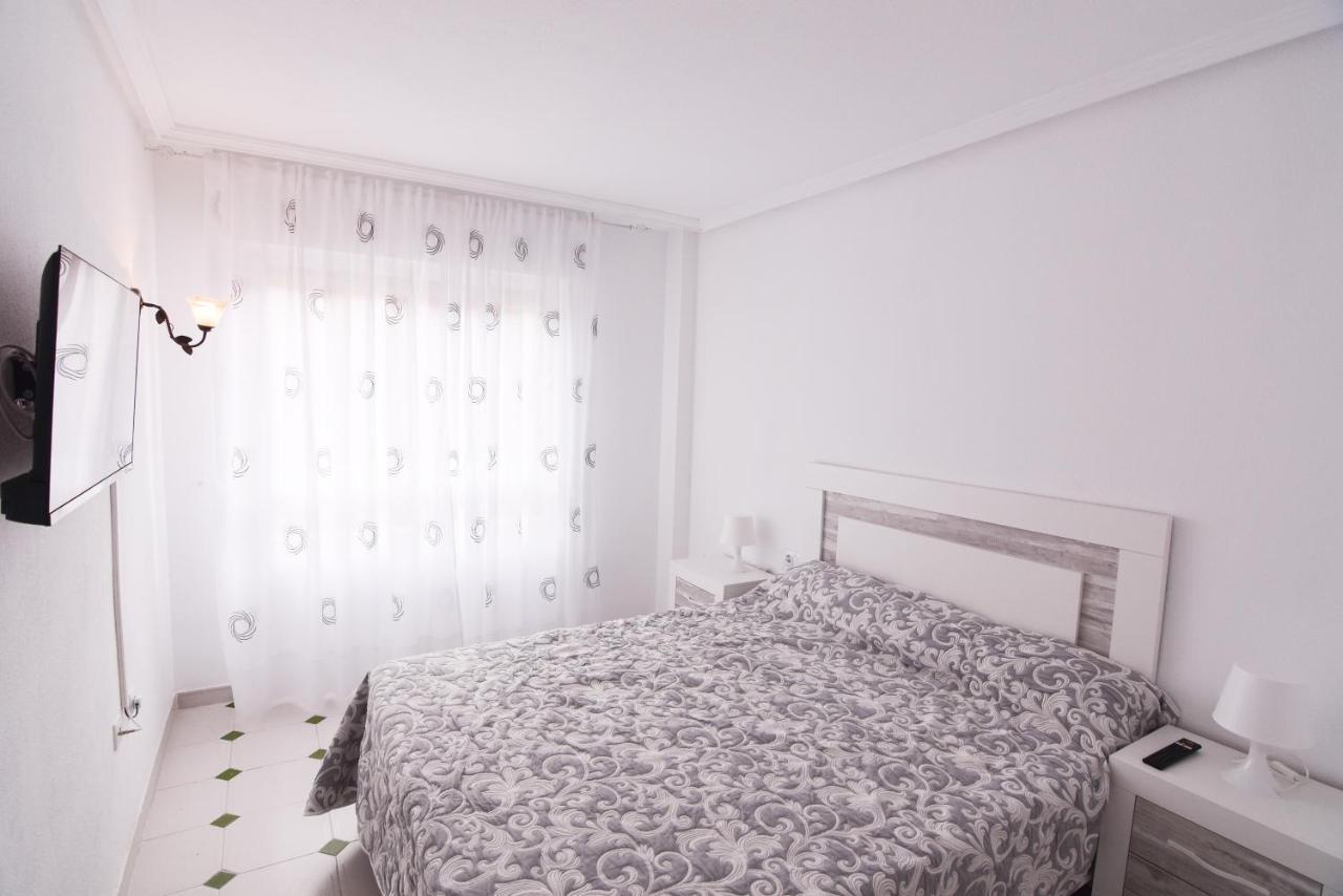 Apartamento Sol Y Playa Appartement Torrevieja Buitenkant foto